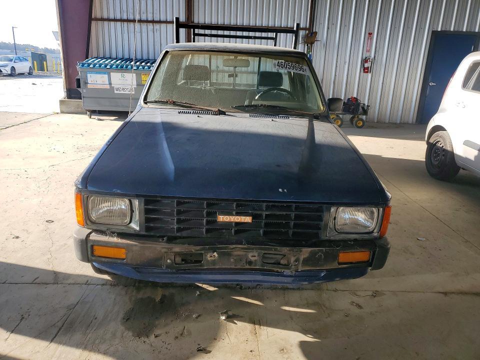 1985 TOYOTA PICKUP SR5 — Фото 5 из 12