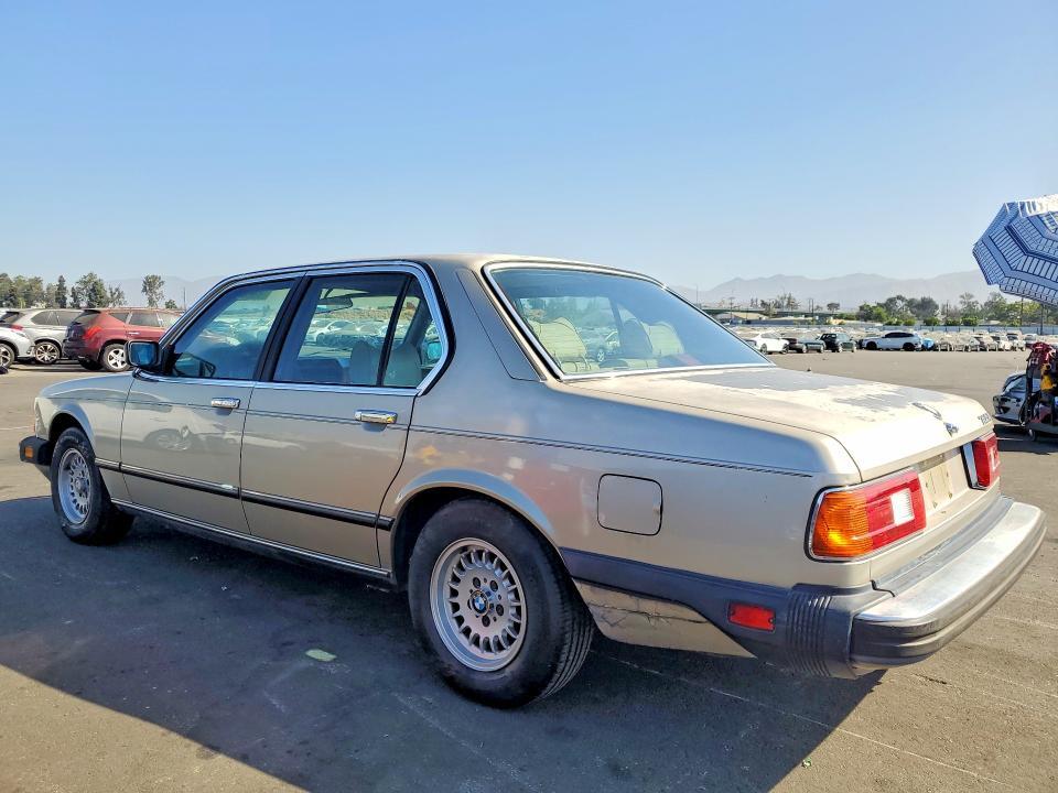 WBAFH8408F0637784 1985 BMW 735 photo no. 2