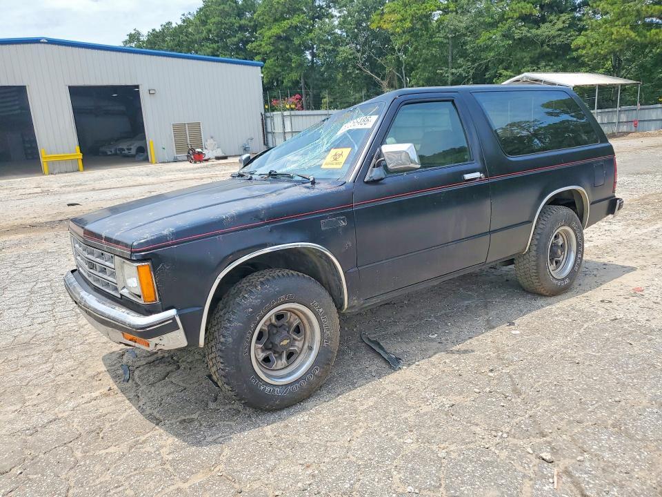 1988 CHEVROLET BLAZER 1GNCS18ZXJ8237265