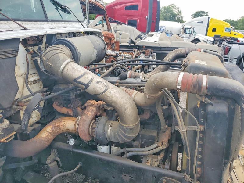1993 FREIGHTLINER FLD120 SEMI TRUCK — Фото 11 из 13