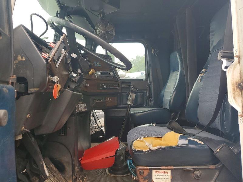1993 FREIGHTLINER FLD120 SEMI TRUCK — Фото 7 из 13
