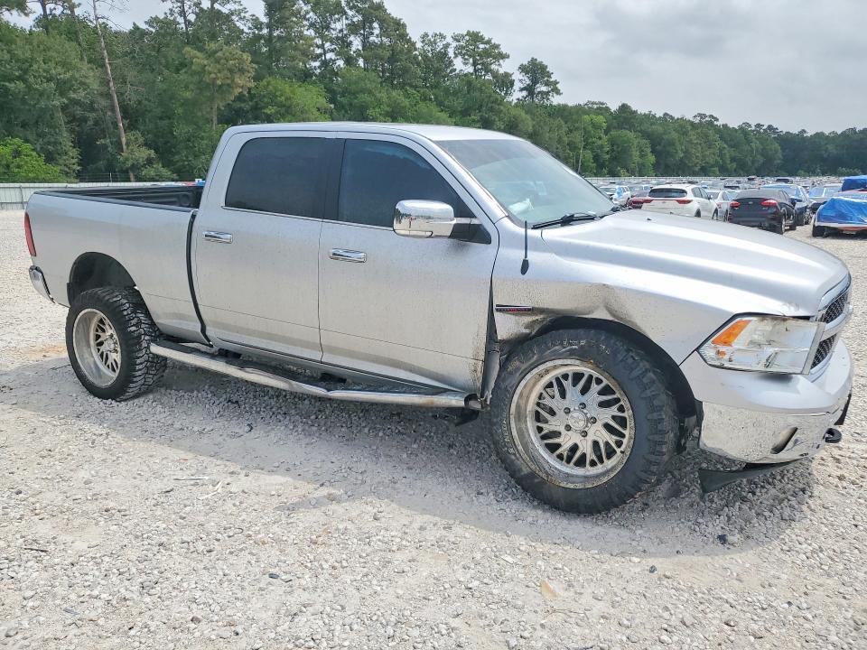 2018 RAM 1500 SLT — Фото 4 из 12