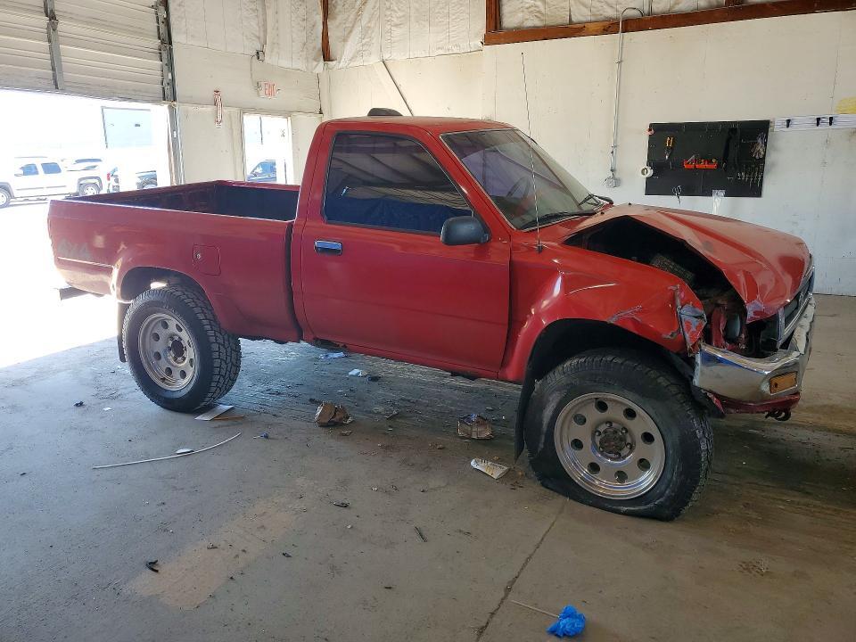 1994 TOYOTA PICKUP DX — Фото 4 из 12