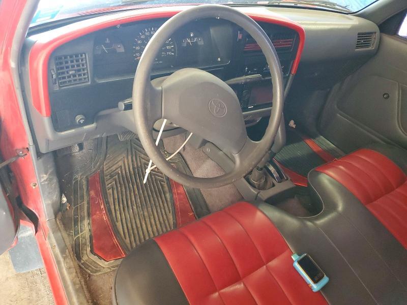 1994 TOYOTA PICKUP DX — Фото 8 из 12