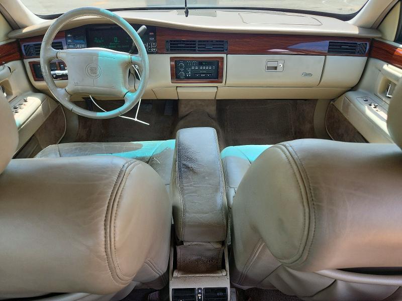1995 CADILLAC DEVILLE — Фото 8 из 12