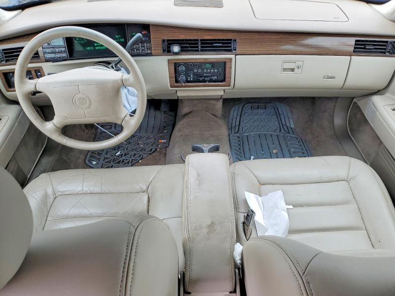 1995 CADILLAC DEVILLE — Фото 8 из 12