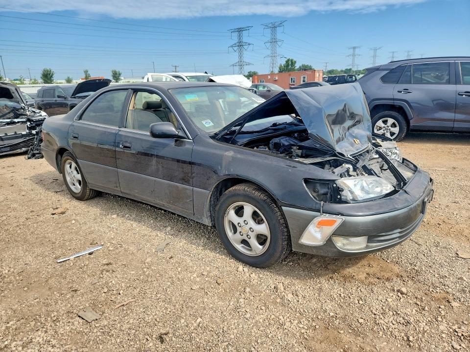 JT8BF22G3V0056582 1997 LEXUS ES photo no. 4