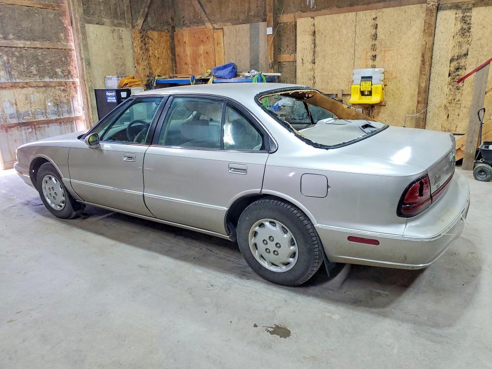 1997 OLDSMOBILE 88 BASE — Фото 2 из 13