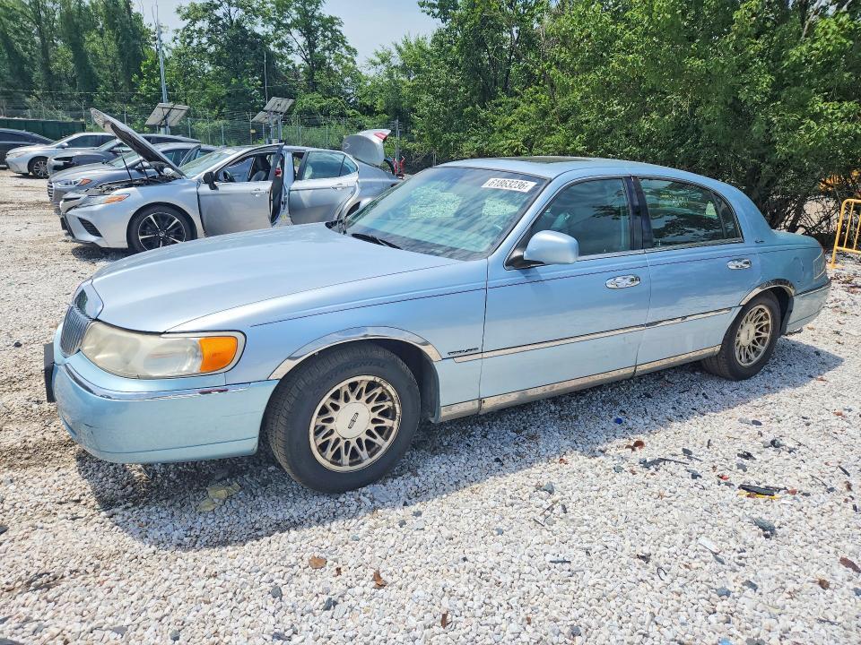1998 LINCOLN TOWN CAR