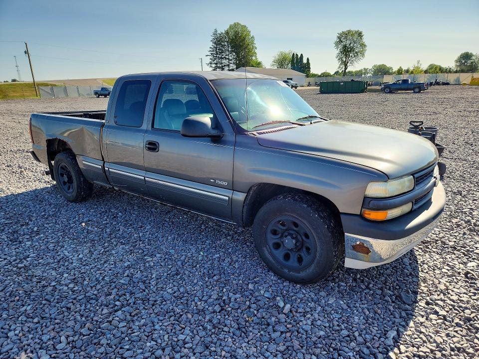 1999 CHEVROLET SILVERADO C1500 — Фото 4 из 12
