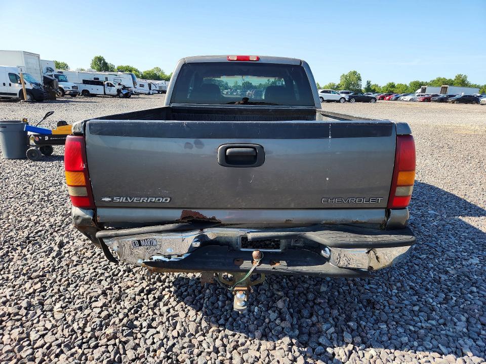 1999 CHEVROLET SILVERADO C1500 — Фото 6 из 12