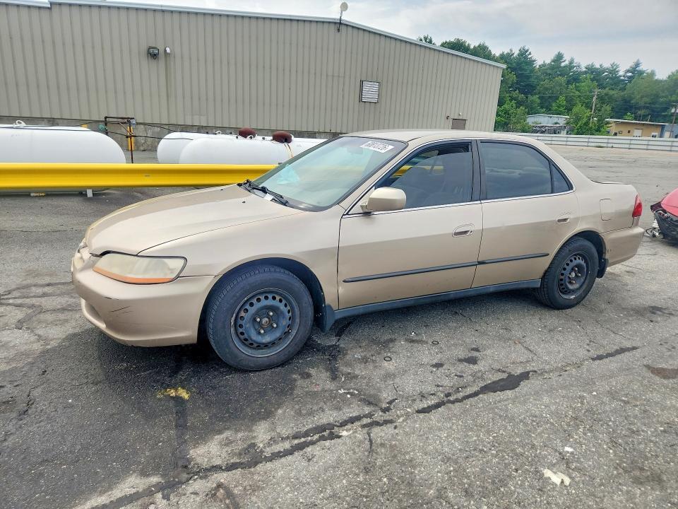 1HGCG6654YA065844 2000 HONDA ACCORD photo no. 1