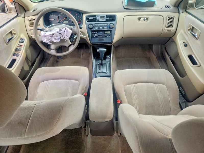 1HGCG6654YA065844 2000 HONDA ACCORD photo no. 8