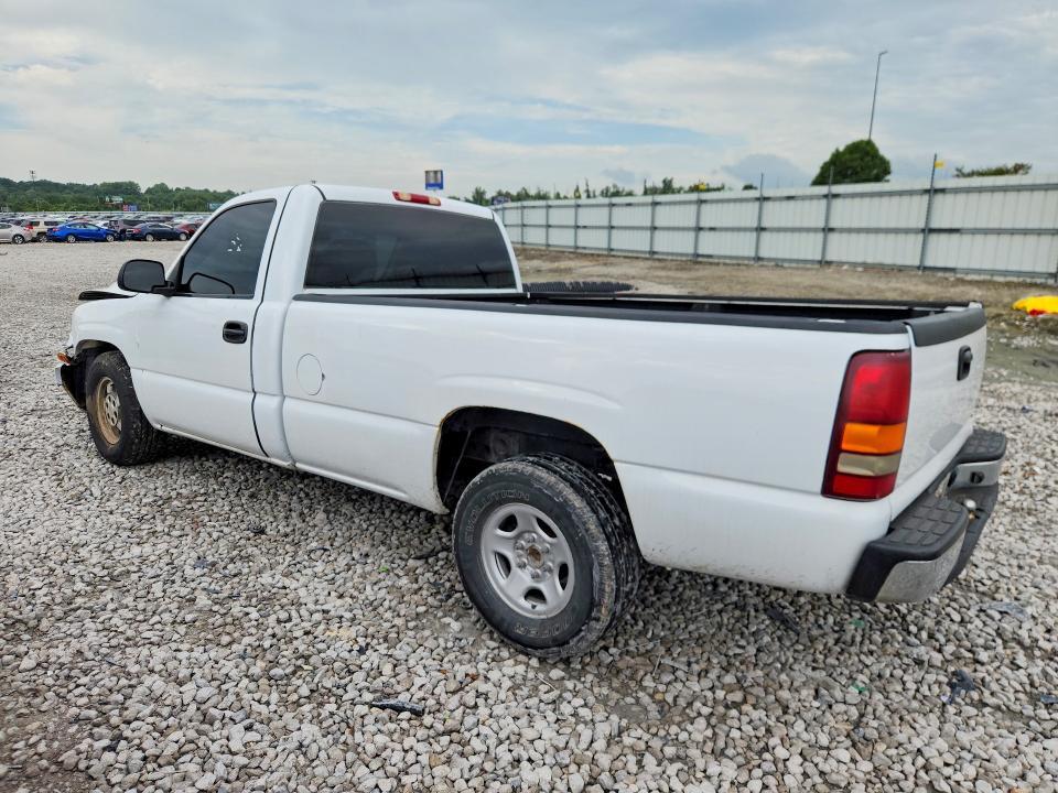 2000 CHEVROLET SILVERADO C1500 — Фото 2 из 12