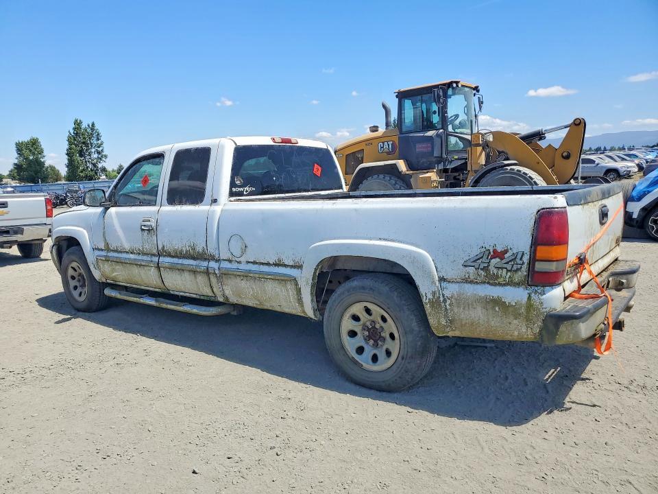 2000 GMC NEW SIERRA K1500 — Фото 2 из 12