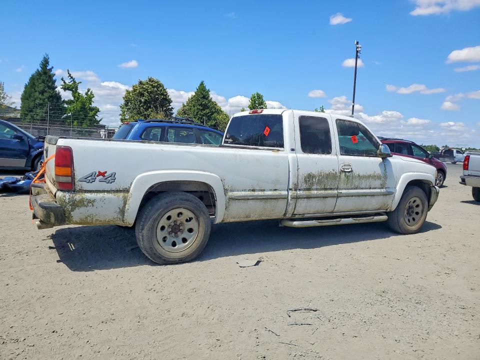 2000 GMC NEW SIERRA K1500 — Фото 3 из 12