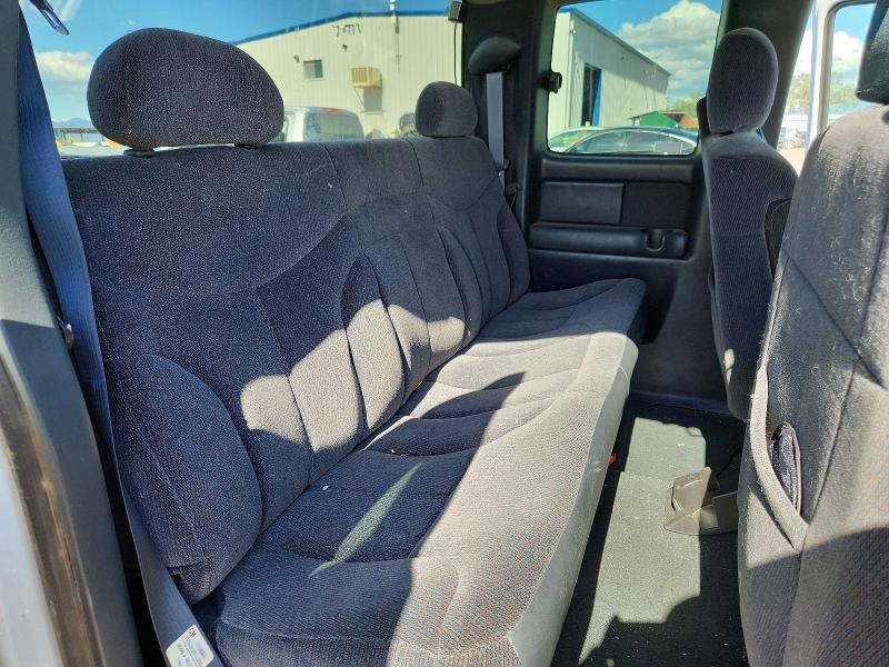1GTGK29U2YZ112848 2000 GMC NEW SIERRA photo no. 10