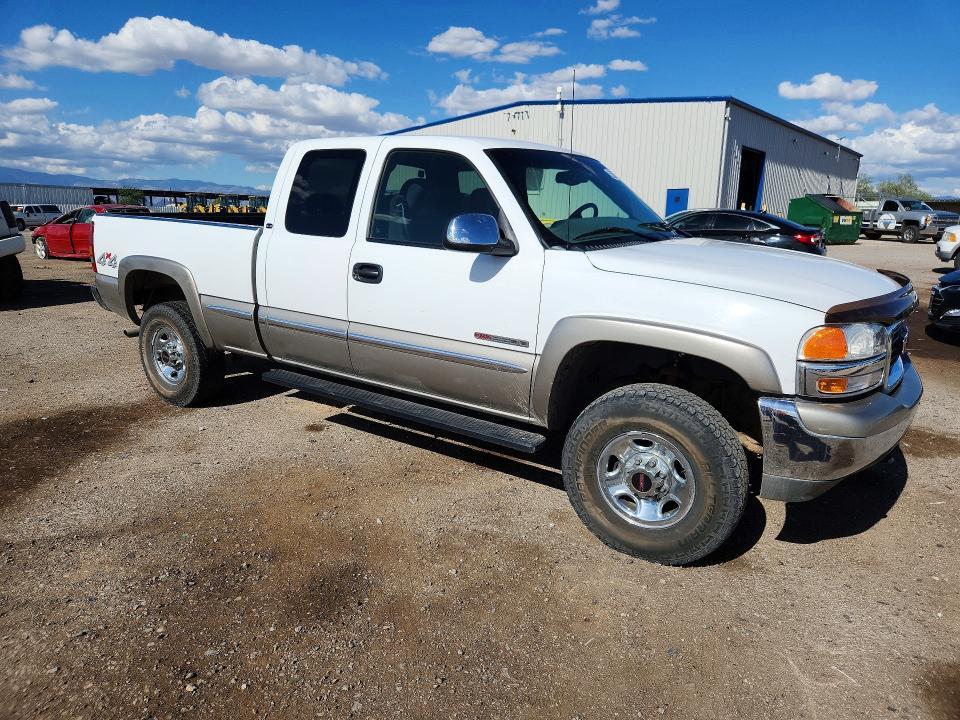 1GTGK29U2YZ112848 2000 GMC NEW SIERRA photo no. 4
