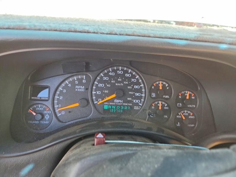 1GTGK29U2YZ112848 2000 GMC NEW SIERRA photo no. 9