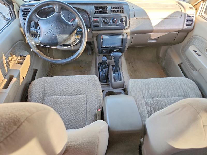 2000 NISSAN FRONTIER CREW CAB XE — Фото 8 из 12