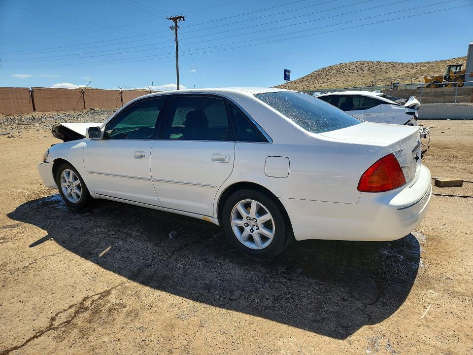 2000 TOYOTA AVALON XLS — Фото 2 из 12