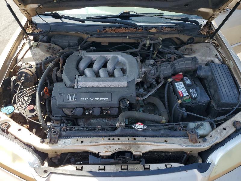 1HGCG16501A008243 2001 HONDA ACCORD photo no. 11