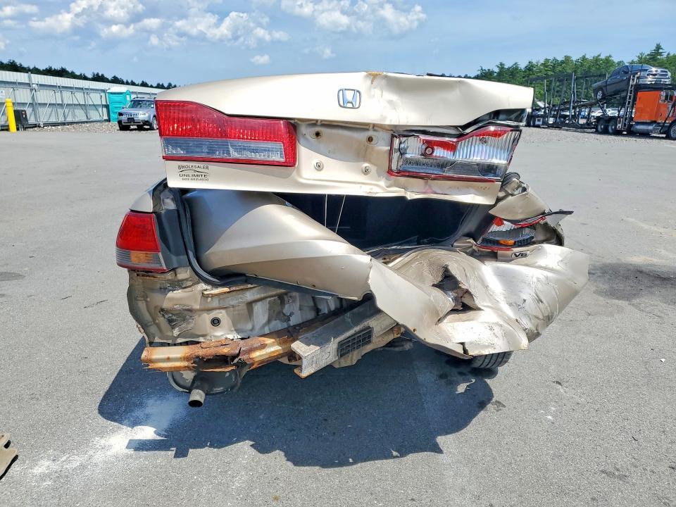 1HGCG16501A008243 2001 HONDA ACCORD photo no. 6