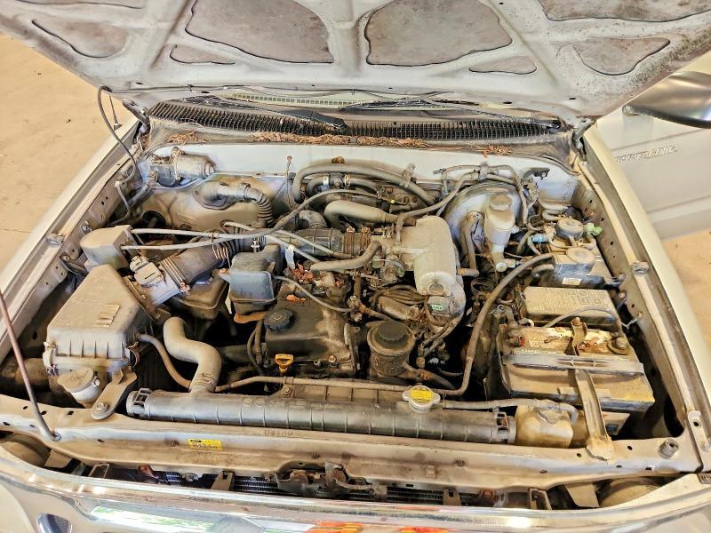 2001 TOYOTA TACOMA XTRACAB — Фото 11 из 12