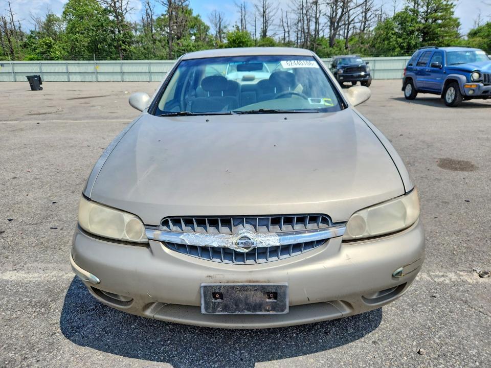 2001 NISSAN ALTIMA XE — Фото 5 из 12