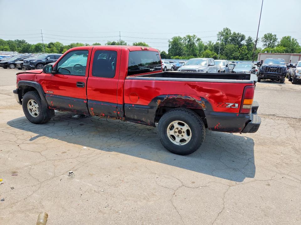 2001 CHEVROLET SILVERADO K1500 — Фото 2 из 12