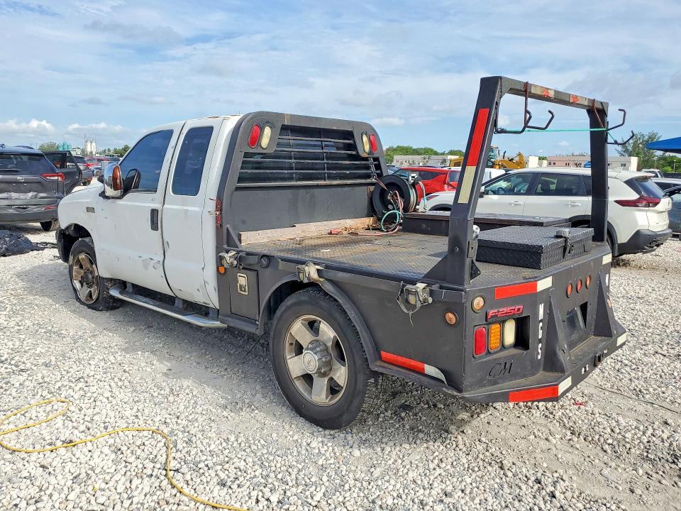 2001 FORD F250 SUPER DUTY — Фото 2 из 13