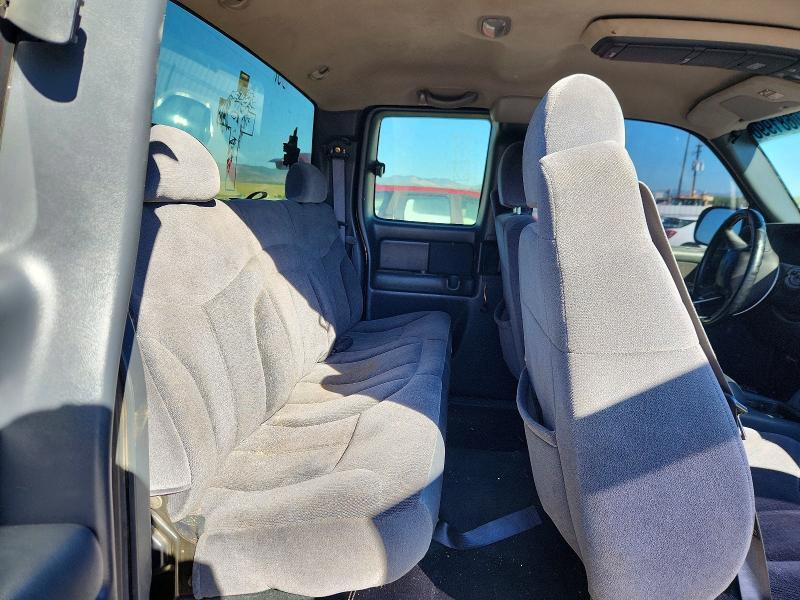 2001 GMC NEW SIERRA K1500 — Фото 10 из 12