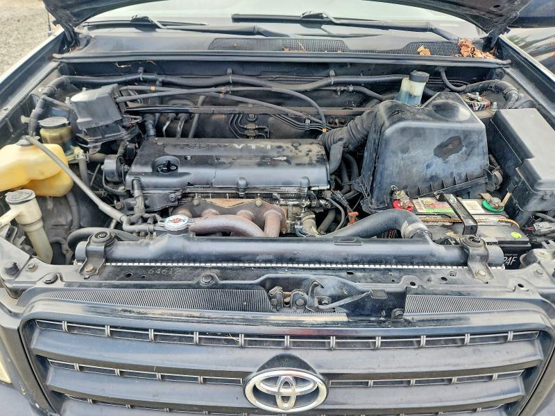 2001 TOYOTA HIGHLANDER BASE — Фото 11 из 12