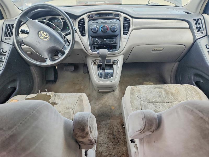 2001 TOYOTA HIGHLANDER BASE — Фото 8 из 12