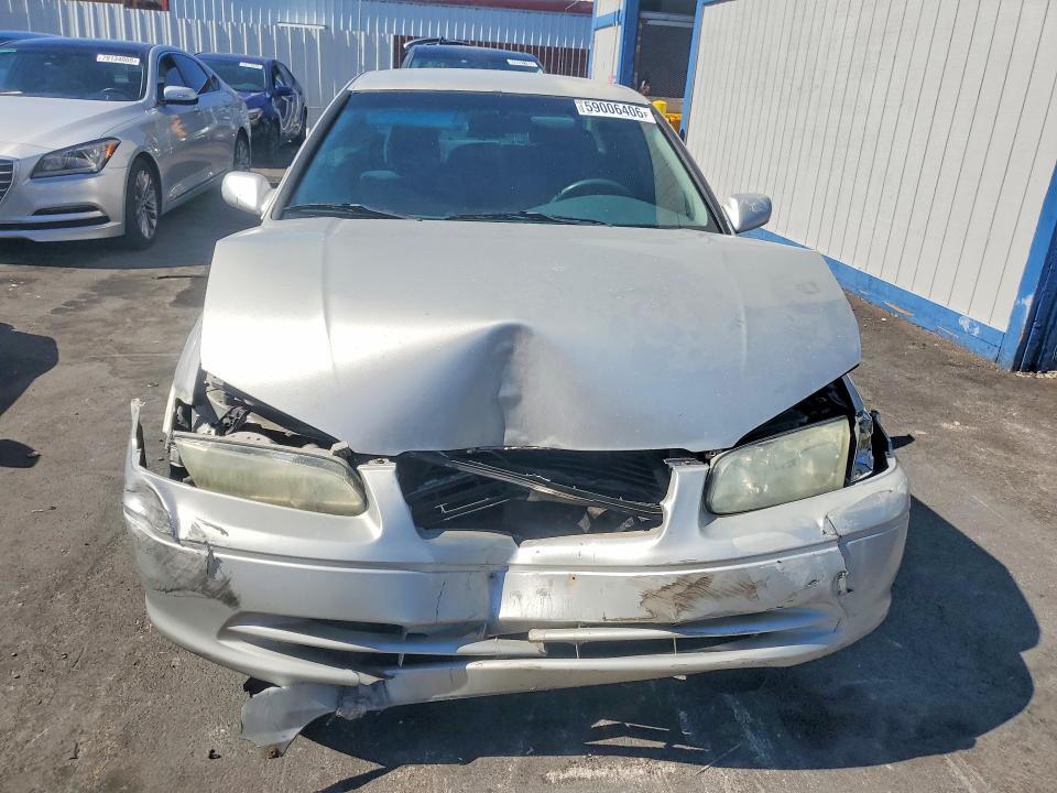 2001 TOYOTA CAMRY CE — Фото 5 из 12