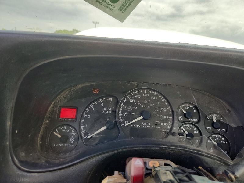 2002 CHEVROLET SILVERADO C2500 HEAVY DUTY — Фото 9 из 12