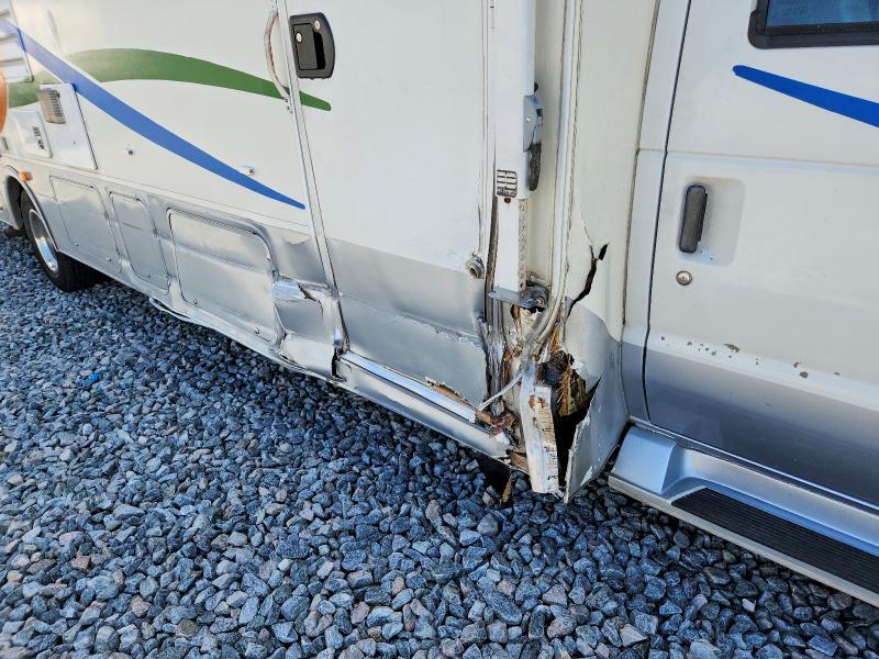 1FDXE45S72HB28561 2002 FORD E450 photo no. 9