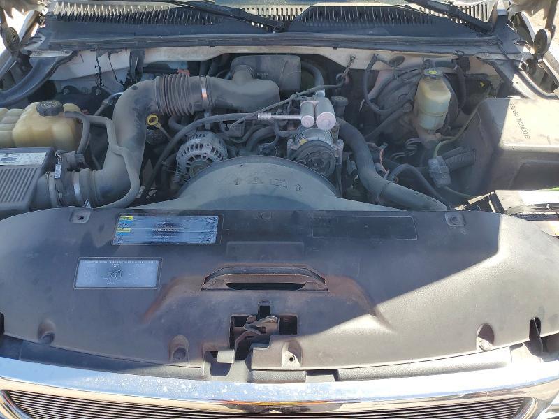 2002 GMC NEW SIERRA C1500 — Фото 11 из 12