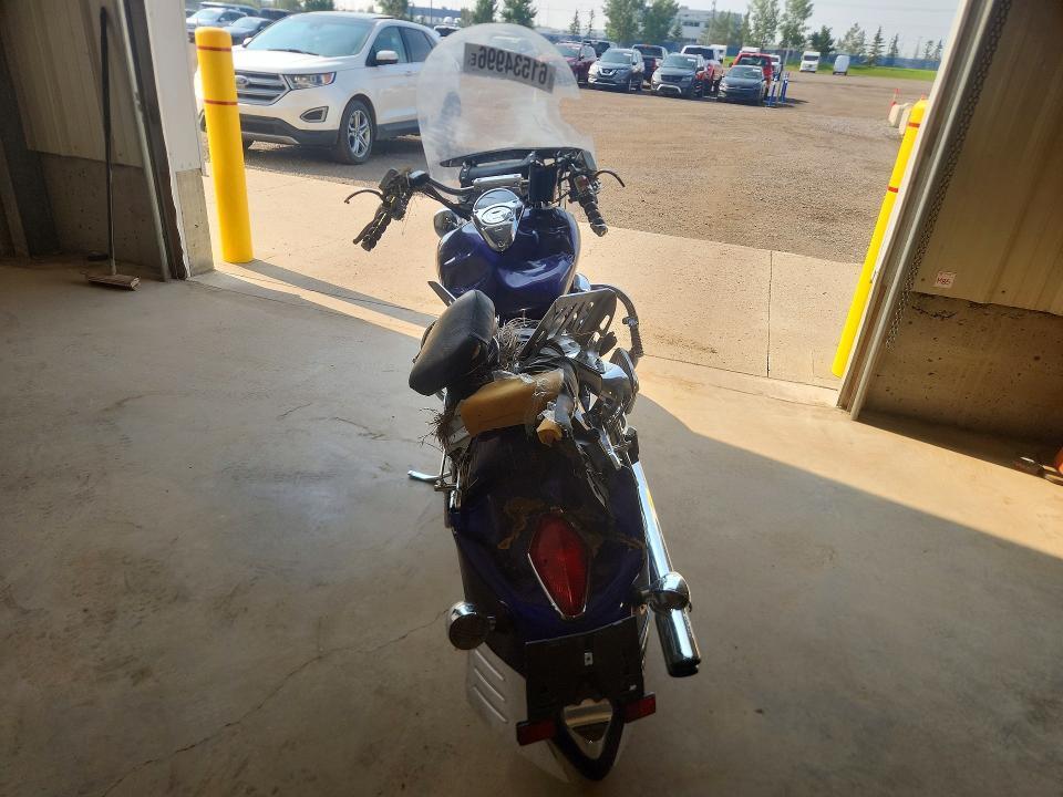 2002 HONDA VTX1800 R — Фото 4 из 9