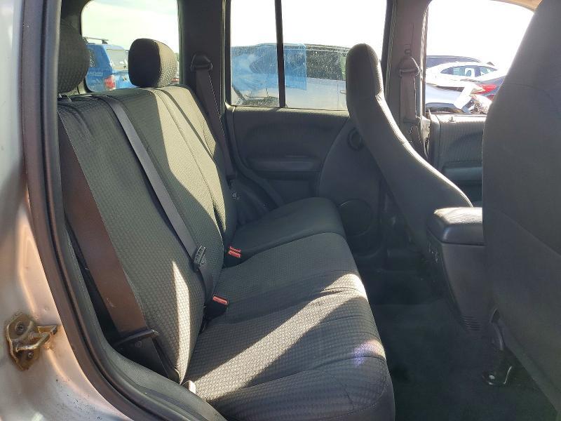 2002 JEEP LIBERTY SPORT — Фото 11 из 13