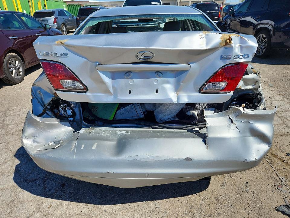 2002 LEXUS ES 300 — Фото 6 из 12