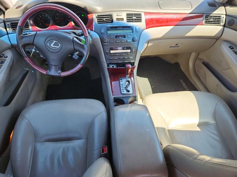 2002 LEXUS ES 300 — Фото 8 из 12