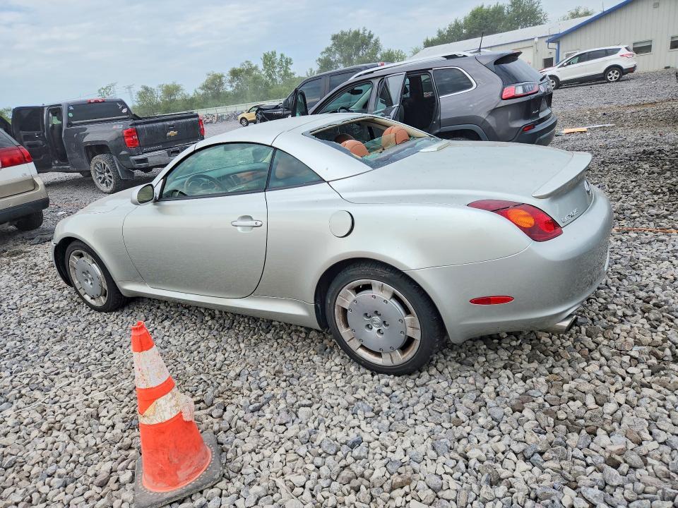 JTHFN48Y820006594 2002 LEXUS SC photo no. 2