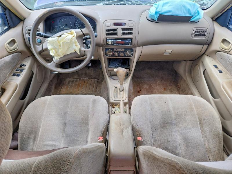 2002 TOYOTA COROLLA LE — Фото 8 из 12
