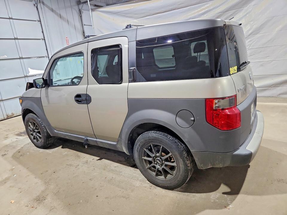 2003 HONDA ELEMENT EX — Фото 2 из 13
