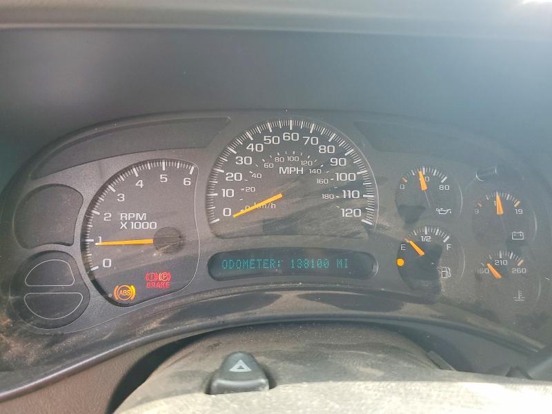 2003 CHEVROLET SILVERADO C1500 — Фото 9 из 12