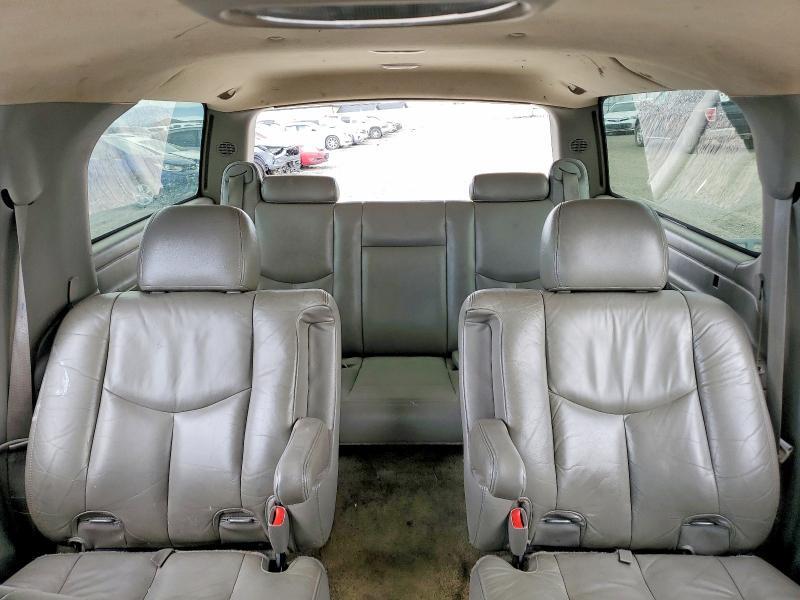 2003 CHEVROLET SUBURBAN C1500 — Фото 10 из 14