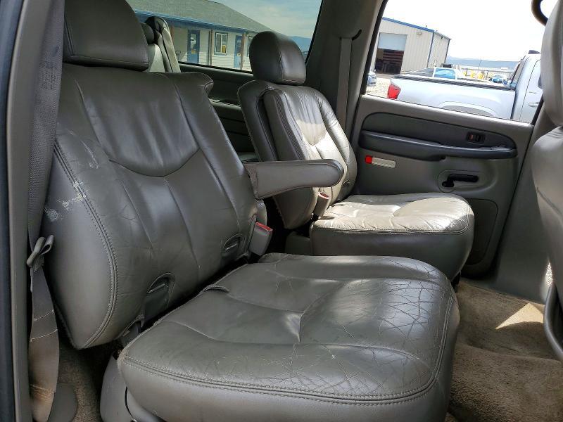2003 CHEVROLET SUBURBAN C1500 — Фото 11 из 14