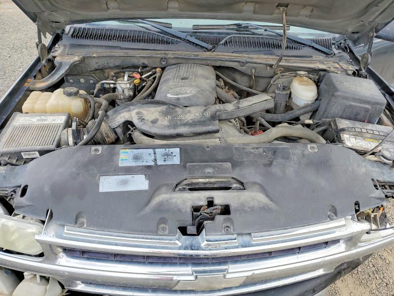 2003 CHEVROLET SUBURBAN C1500 — Фото 12 из 14
