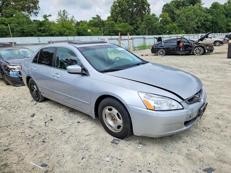 1HGCM66523A000394 2003 HONDA ACCORD photo no. 4